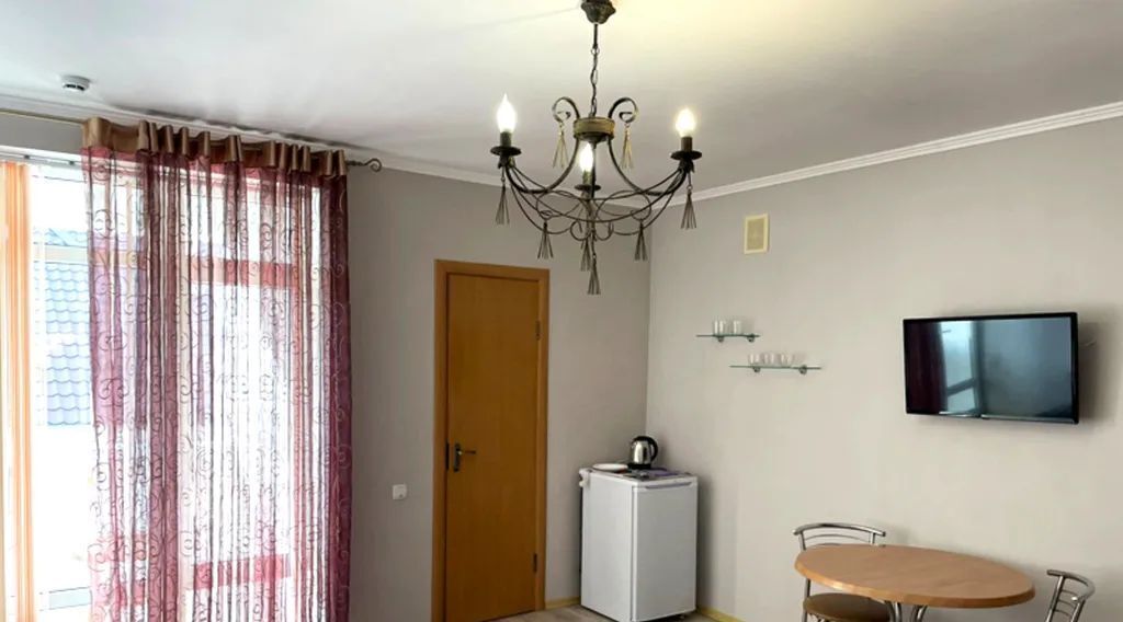 комната г Судак ул Консульская 10 фото 2