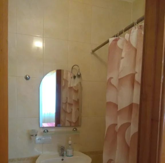 комната г Алушта п Утес ул Гагариной 25/330 фото 5