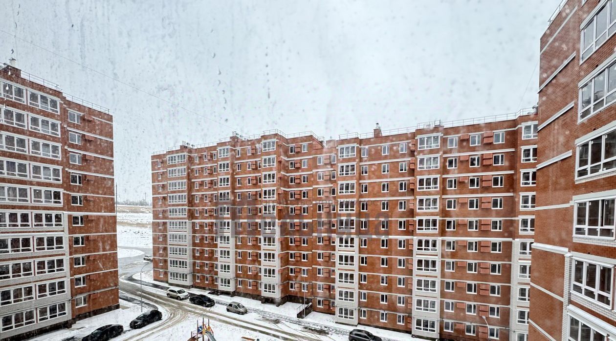 квартира г Волгоград р-н Кировский ул 70-летия Победы 23 фото 1