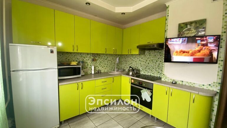 квартира г Курск р-н Центральный пр-кт Анатолия Дериглазова 77 фото 1