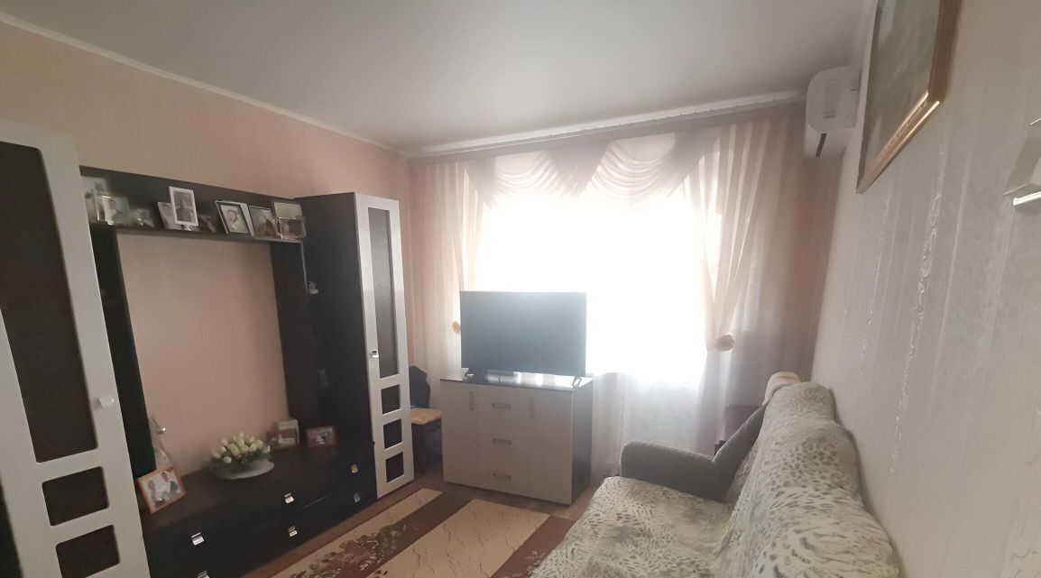 квартира г Тольятти р-н Автозаводский б-р Космонавтов 28 15-й кв-л фото 1