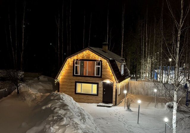 дом п Снежный р-н Северный жилой ул Чкалова 27 Сургут, Тюменская обл. фото