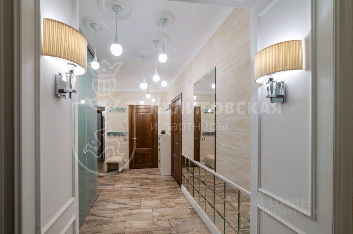 квартира г Екатеринбург ул Хохрякова 32 фото 1