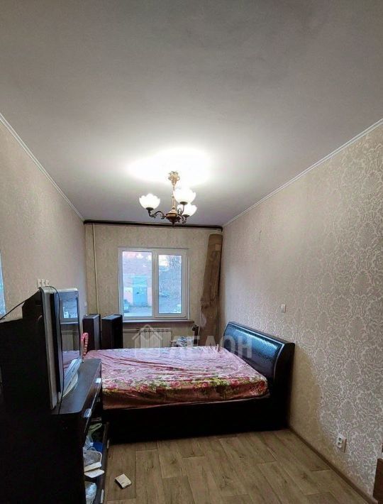 квартира г Омск р-н Ленинский пр-кт Сибирский 8/4 фото 3