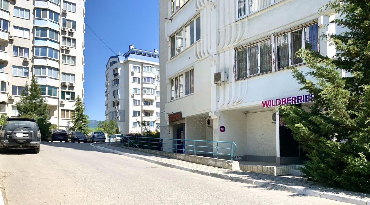 свободного назначения г Алушта ул. Богдана Хмельницкого, 25 фото 2