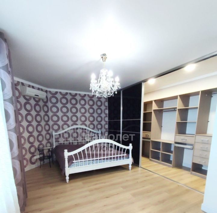 квартира г Тольятти р-н Автозаводский ул Спортивная 8б фото 4