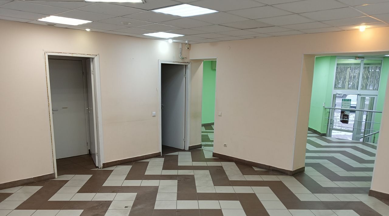 торговое помещение г Екатеринбург р-н Орджоникидзевский ул Победы 42 Проспект Космонавтов фото 4