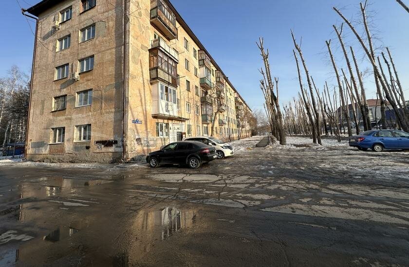 квартира г Тюмень ул 50 лет ВЛКСМ 105 фото 1