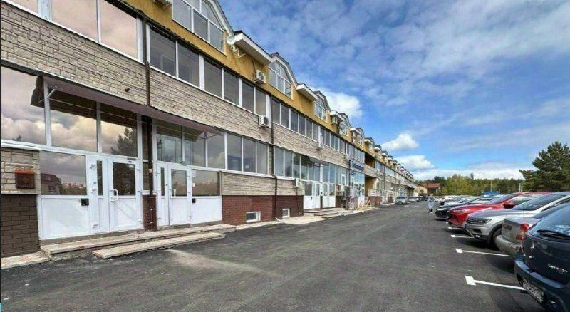 офис г Набережные Челны р-н Автозаводский ул Абдуллы Алиша 9 фото 1