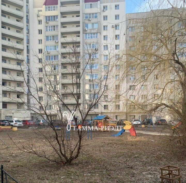 квартира г Саратов р-н Волжский ул Усть-Курдюмская 1 фото 2