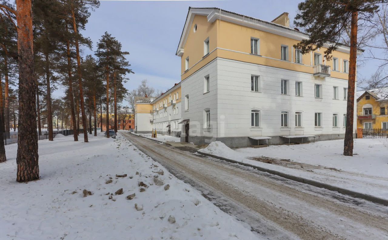 квартира р-н Аларский п Ангарский р-н Кварталы, ул. Матросова, 41, Ангарск фото 13