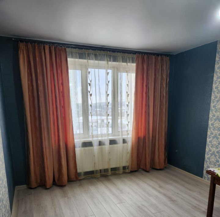 квартира г Саратов р-н Кировский ул им Лисина С.П. 16а фото 1