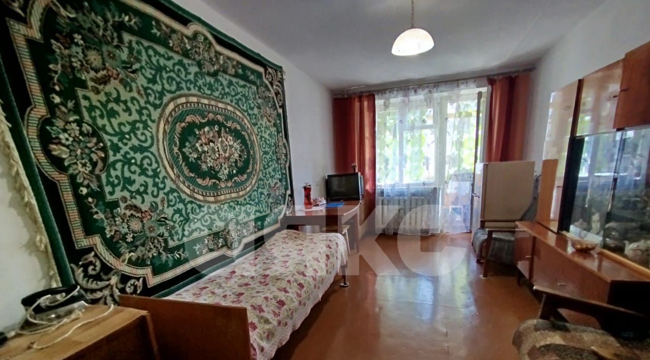 квартира г Волгоград р-н Тракторозаводский ул им. Луговского 2 фото 1
