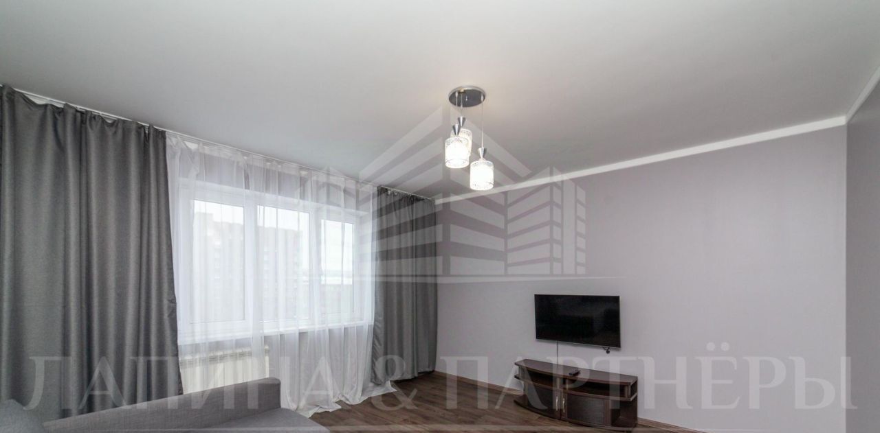 квартира г Новокузнецк р-н Центральный пр-кт Кузнецкстроевский 23 фото 2