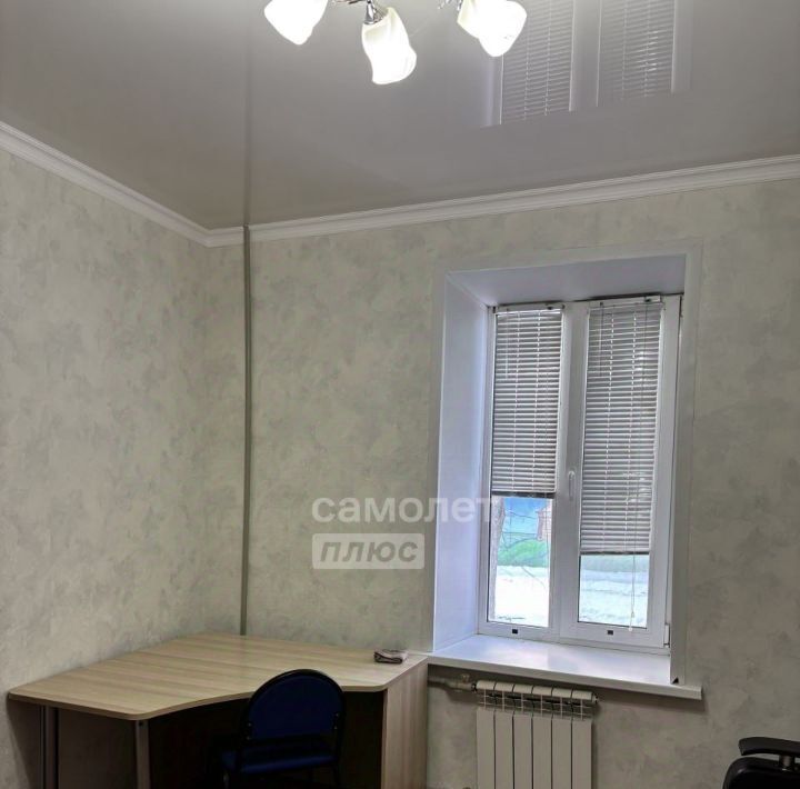 квартира г Курск р-н Центральный ул Горького 21 фото 1