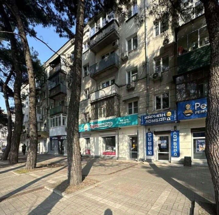 торговое помещение г Новороссийск р-н Центральный ул Леднева фото 2