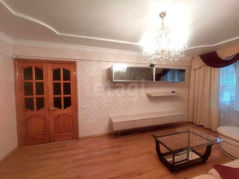 квартира г Брянск рп Радица-Крыловка Бежицкий район ул Медведева 69 фото 3