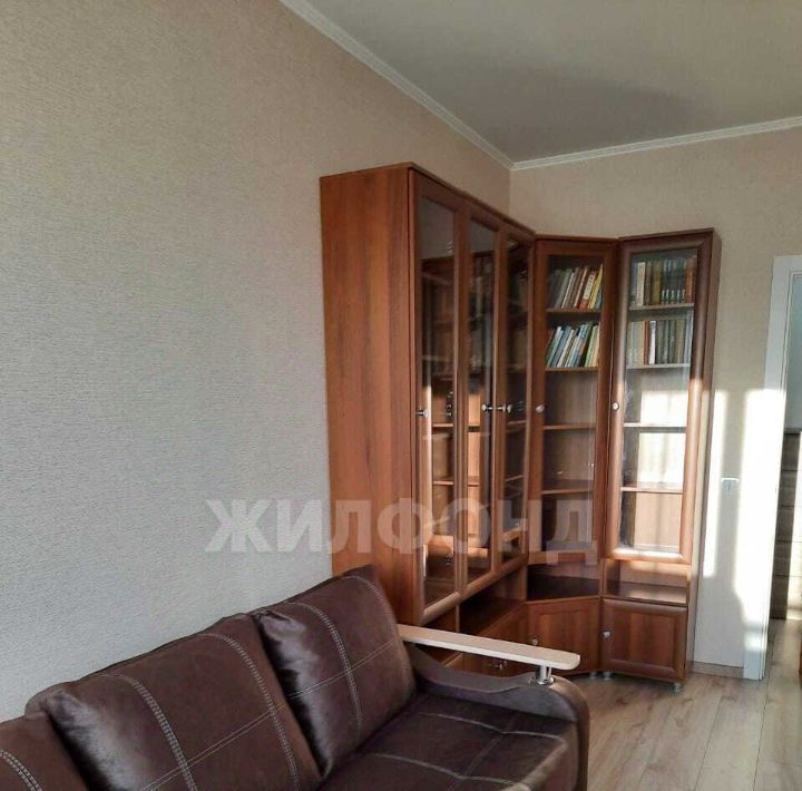 квартира г Новосибирск ул Ватутина 93/2 Площадь Маркса фото 5