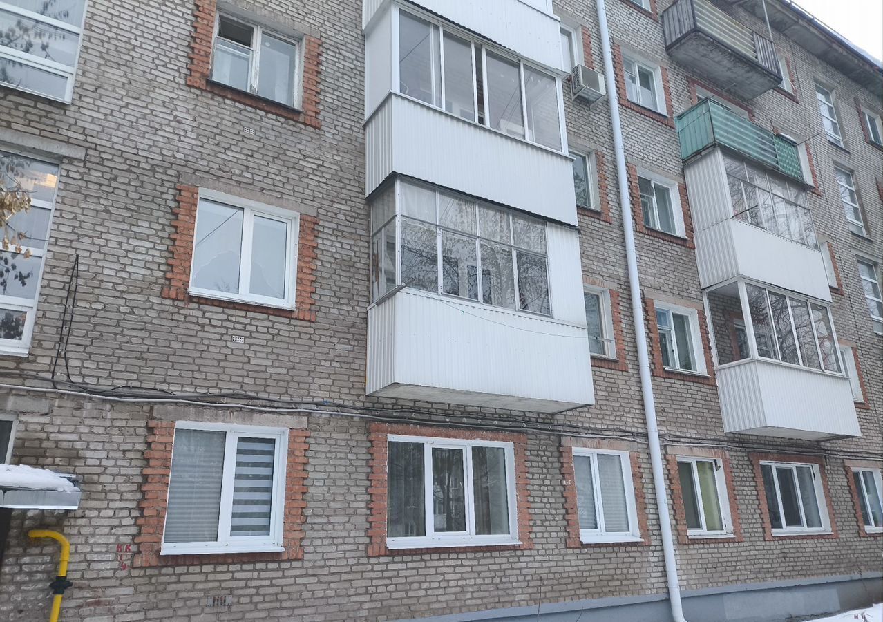 квартира г Уфа р-н Орджоникидзевский пр-кт Октября 83/2 фото 1