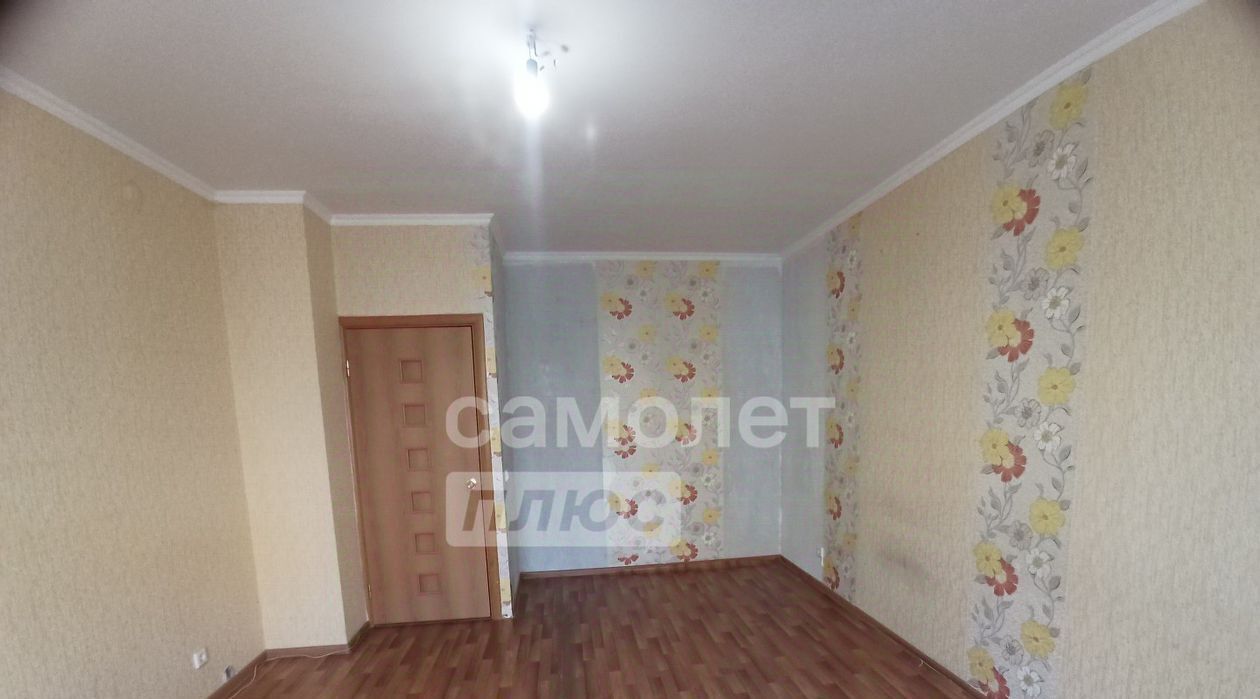 квартира г Старый Оскол Дубрава 1 кв-л, 18 фото 4