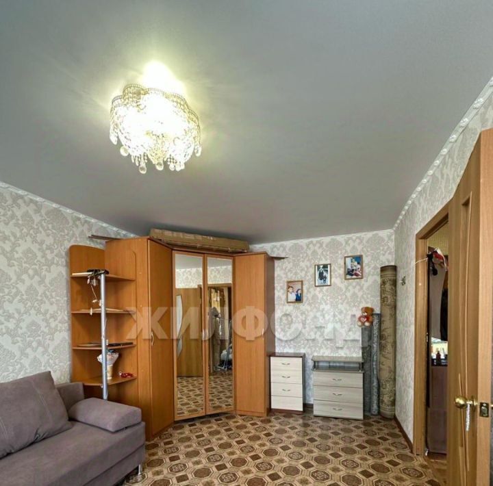 квартира г Омск р-н Октябрьский пр-кт Космический 20к/1 фото 5