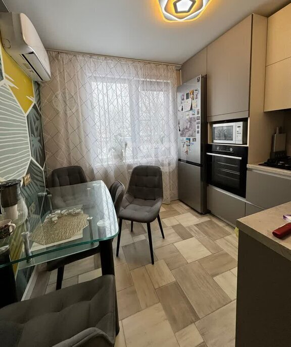 квартира г Хабаровск р-н Железнодорожный ул Горького ул Осетинская 1б фото 1