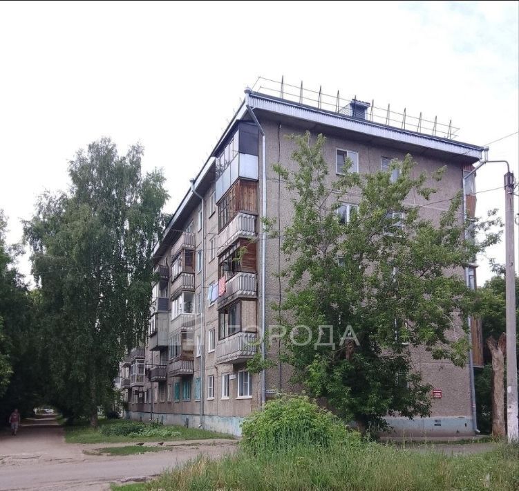квартира г Барнаул р-н Ленинский ул Антона Петрова 180 фото 1