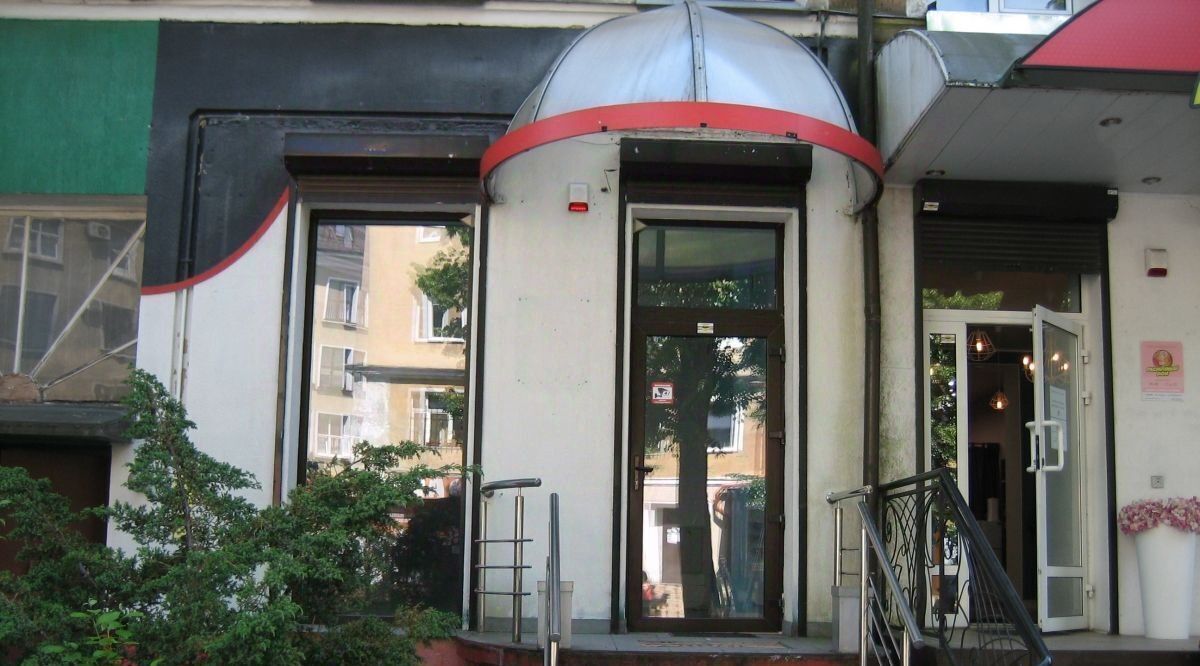 торговое помещение г Калининград р-н Центральный ул Кирова 3 фото 1