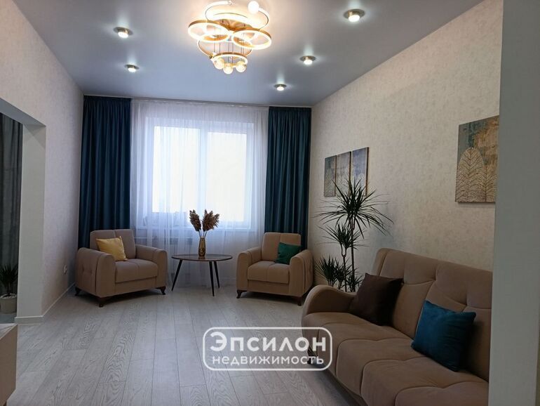 квартира г Курск р-н Центральный ул Павлуновского 48в фото 1