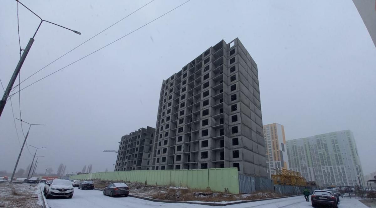 офис г Саратов р-н Кировский ул им Кузнецова Н.В. 1 фото 1