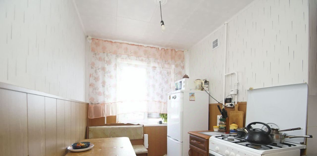 квартира г Омск мкр Крутая Горка р-н Октябрьский ул Крутогорская 21 фото 11