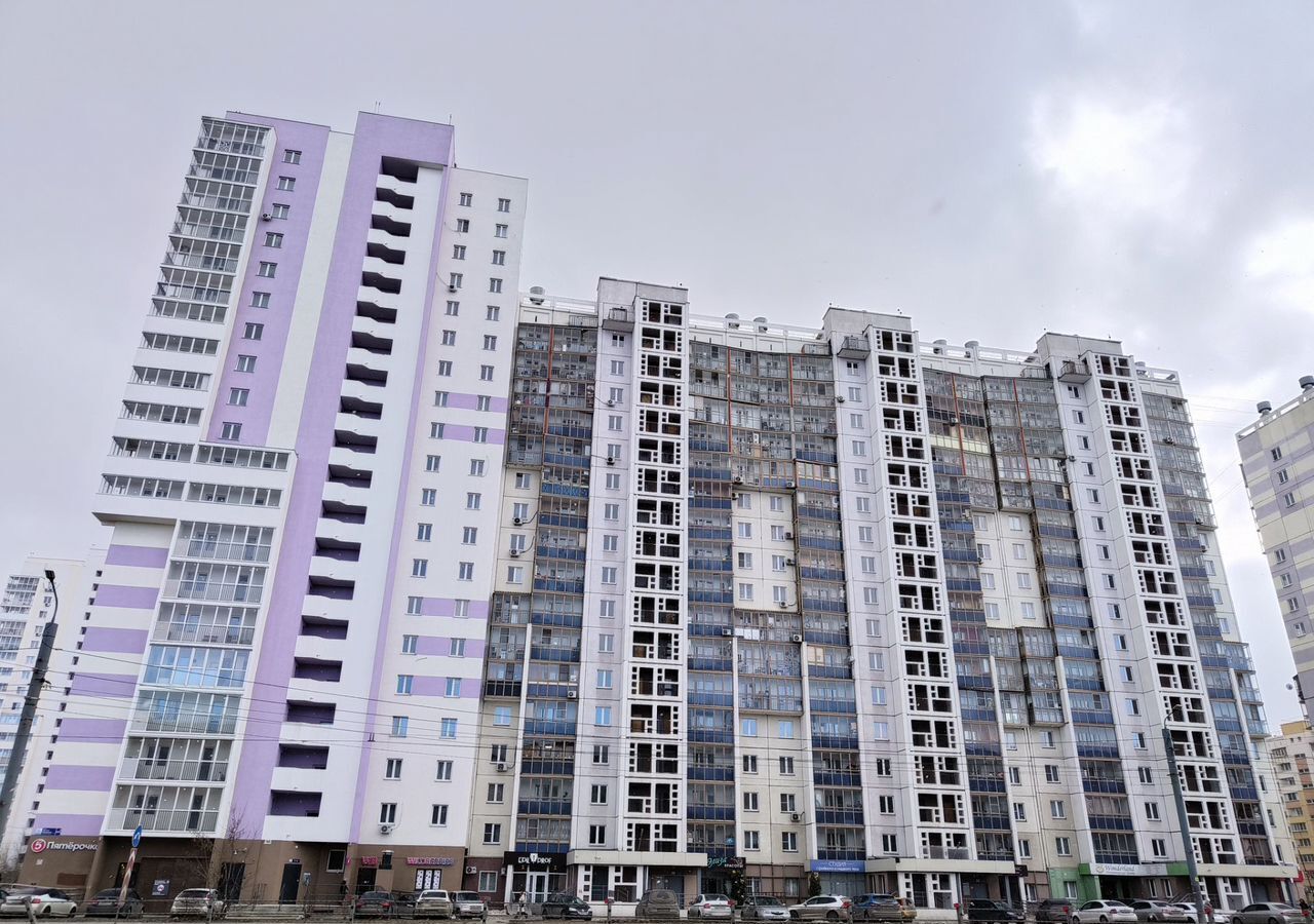 квартира г Челябинск р-н Калининский ул Братьев Кашириных 111б жилой район «Академ Riverside» фото 2