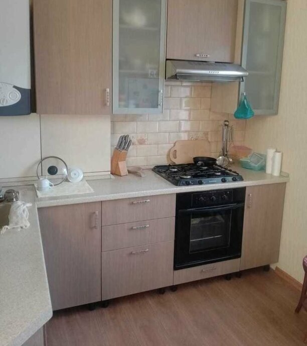 дом г Алушта с Верхняя Кутузовка улица Д. Акимова фото 13
