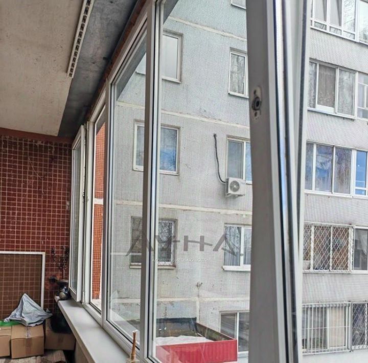 квартира г Набережные Челны р-н Центральный ул Шамиля Усманова 91/41 фото 17