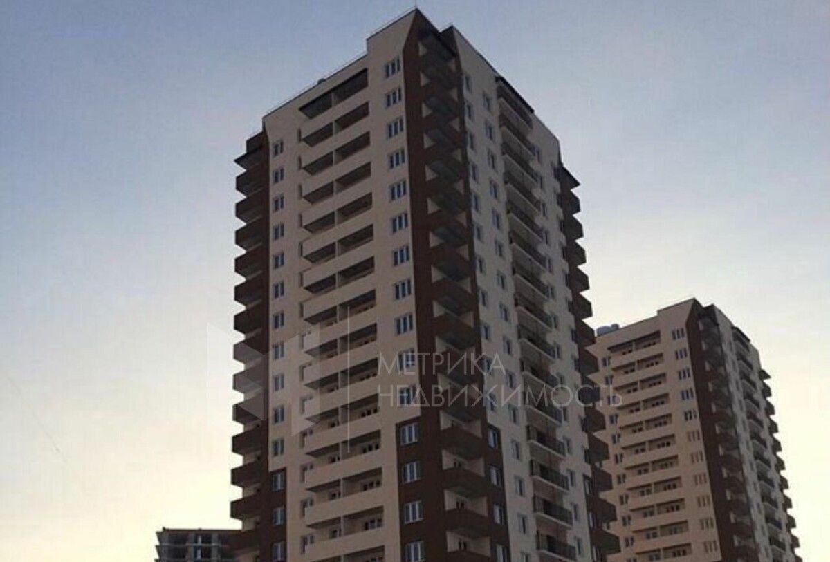 квартира г Тюмень р-н Калининский ул Фармана Салманова 6 фото 1