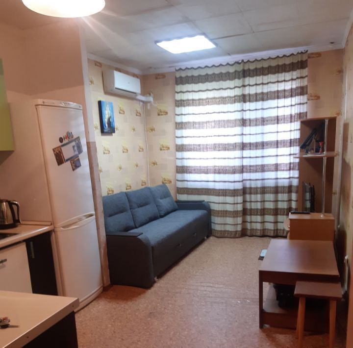 квартира г Омск р-н Кировский Солнечный ул Комкова 8 фото 1