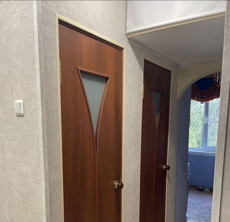 квартира г Омск р-н Октябрьский ул 50-летия ВЛКСМ 5а фото 4