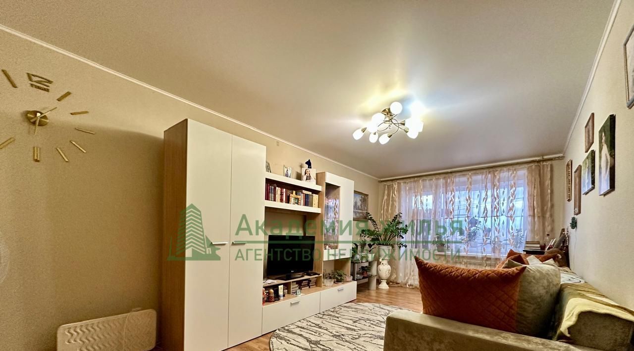 квартира г Саратов р-н Кировский ул. Имени Академика С. Г. Навашина, 3 фото 3
