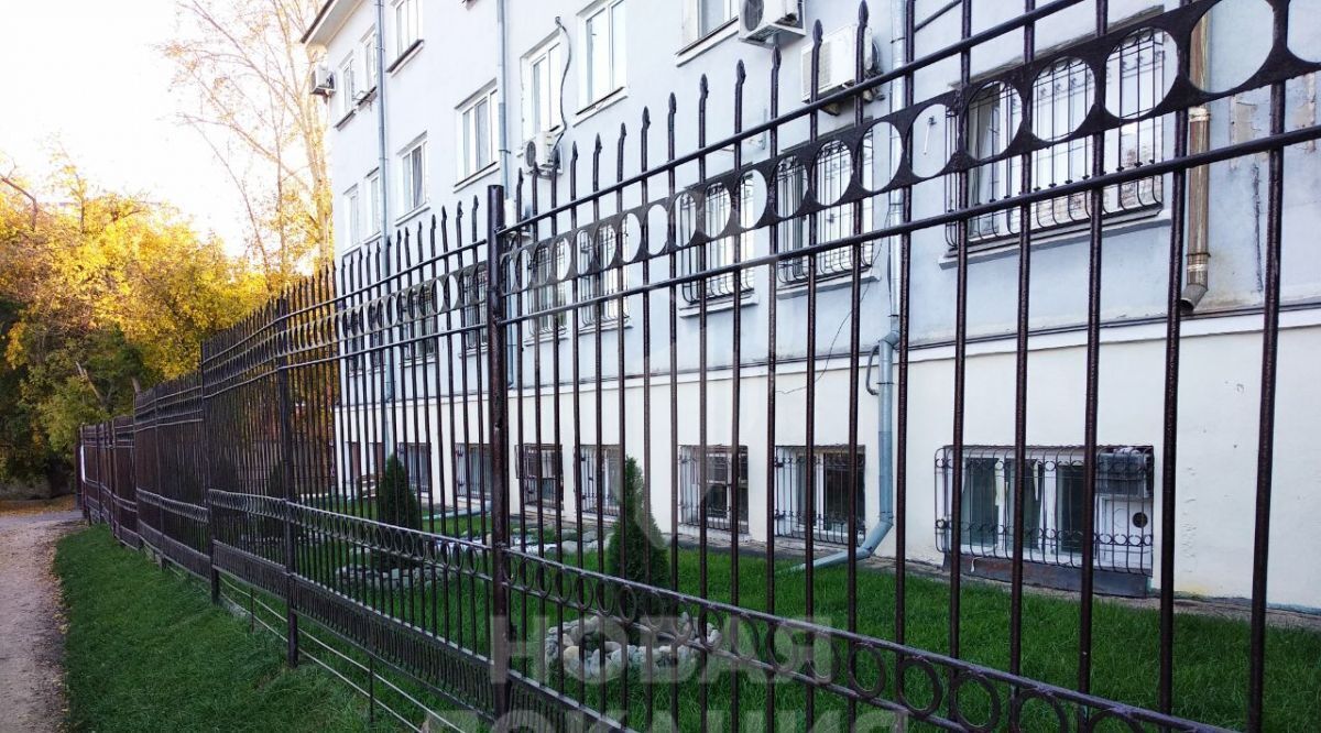 офис г Омск р-н Центральный ул Долгирева 17 фото 4