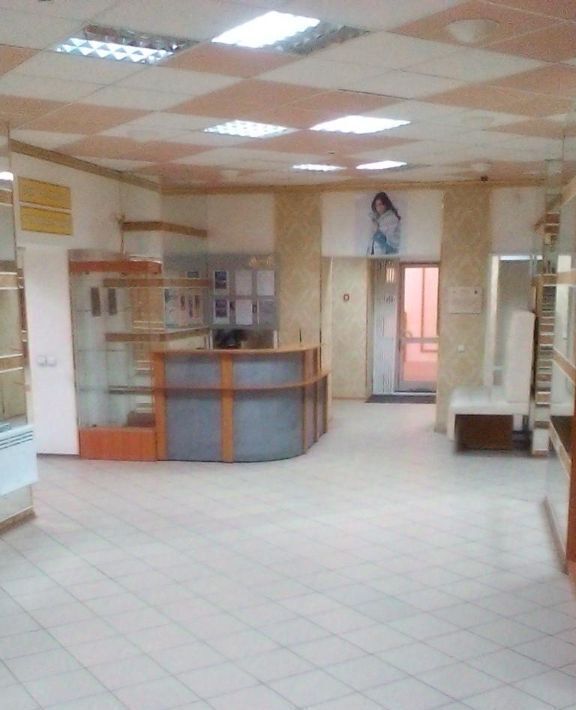 торговое помещение г Томск р-н Ленинский пр-кт Ленина 137 фото 4