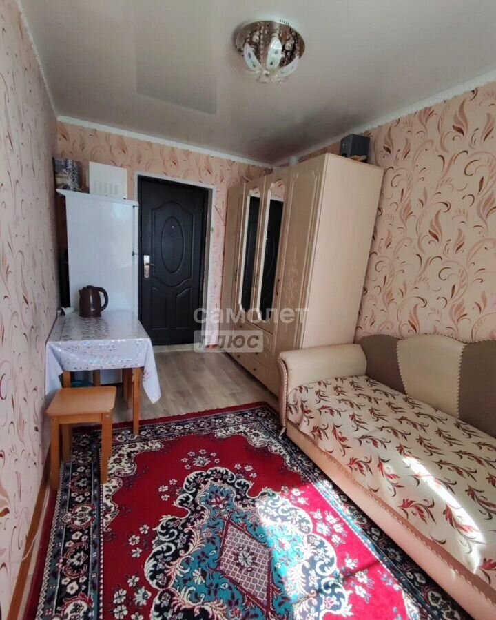 комната г Астрахань р-н Советский ул Николая Островского 134 фото 1