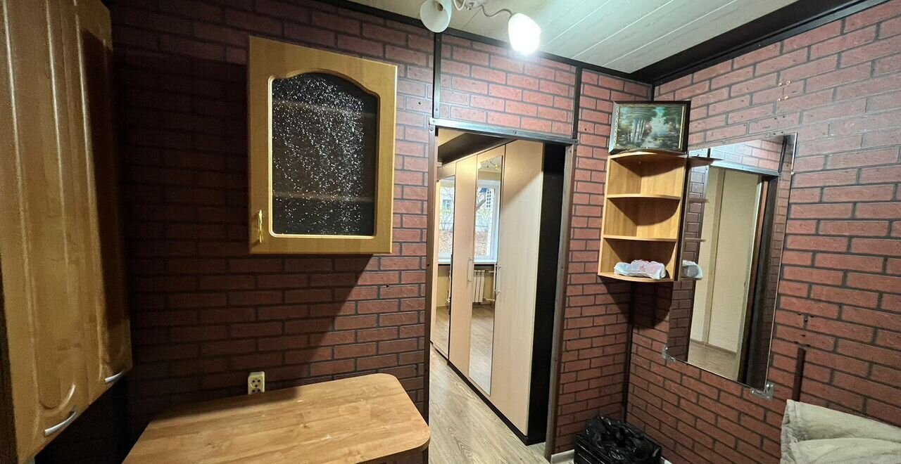 комната г Волгоград р-н Дзержинский ул 51-й Гвардейской 15 фото 8