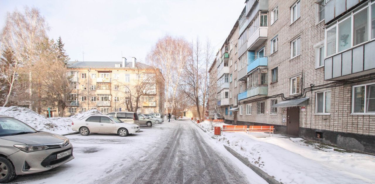 квартира г Барнаул р-н Октябрьский ВРЗ ул Водопроводная 103 фото 5