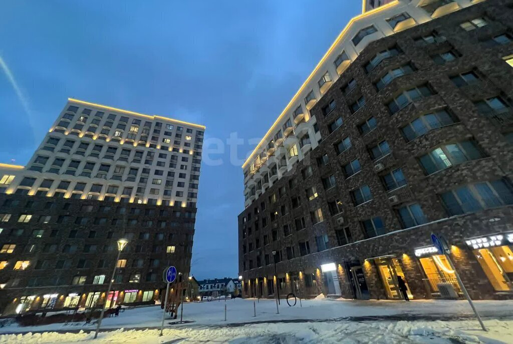 квартира г Тюмень ул Фармана Салманова 3 фото 25
