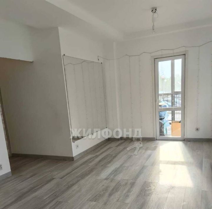 квартира г Новосибирск ул Междуреченская 3 Площадь Ленина фото 2