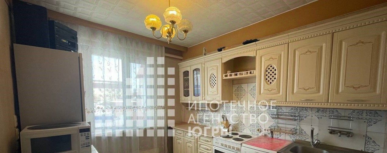 квартира г Ханты-Мансийск ул Рознина 126а фото 1