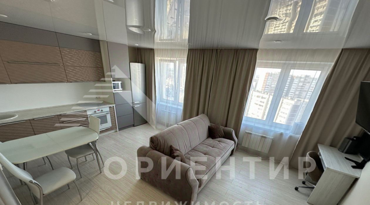 квартира г Екатеринбург Чкаловская ул Щорса 105 фото 1