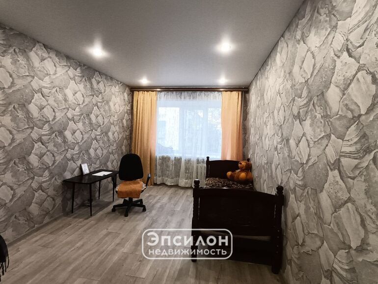 квартира г Курск р-н Центральный ул Карла Маркса 65 фото 3