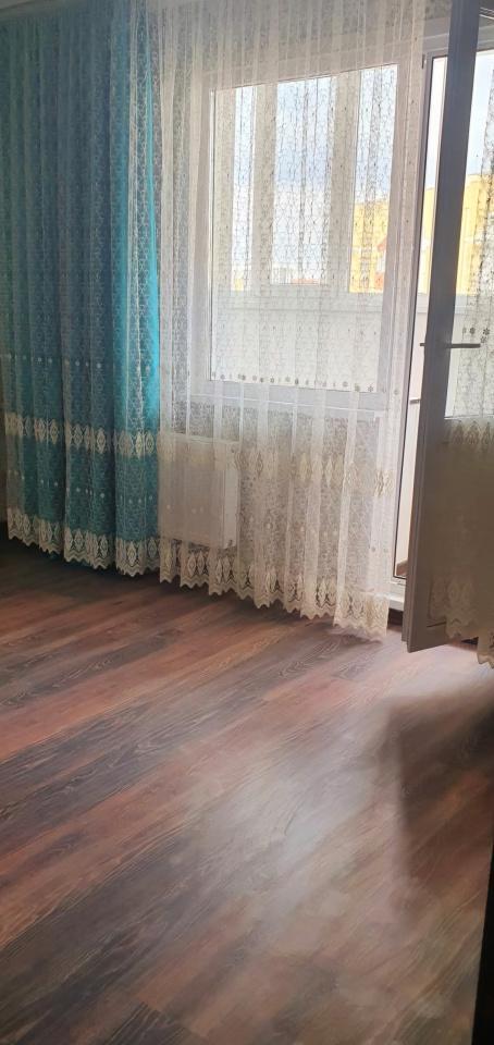 квартира г Оренбург р-н Ленинский 19-й микрорайон ул Салмышская 63 фото 3
