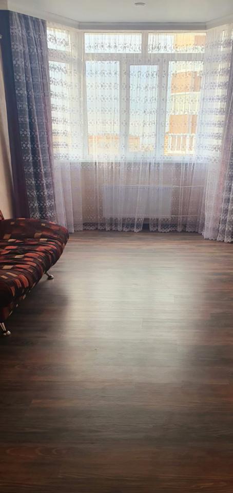 квартира г Оренбург р-н Ленинский 19-й микрорайон ул Салмышская 63 фото 4